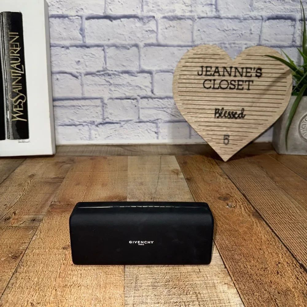 Authentic Givenchy Sunglasses Case - Picture 12 of 12